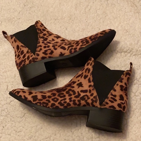Leopard print booties - Picture 1 of 5